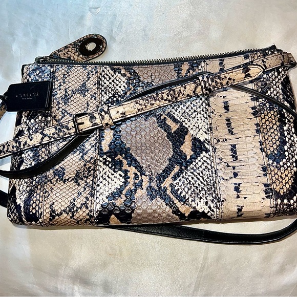 Snakeskin Coach bag - Picture 2 of 5